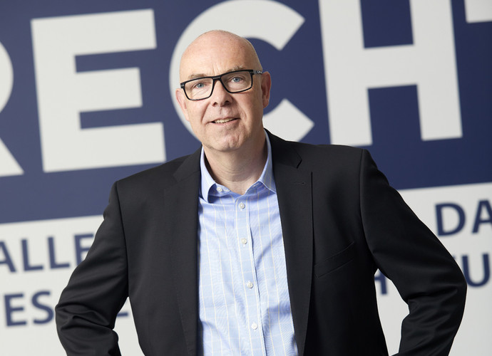 Matthias Weiner, CEO of Recht Kontraktlogistik
